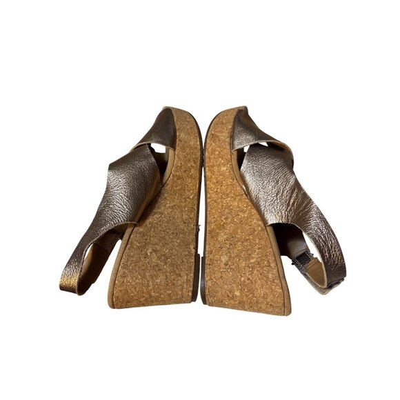 Clarks Collection Womens 8.5 Metallic Bronze Wedge Sandals With Cork Sole & Adj - Picture 8 of 8